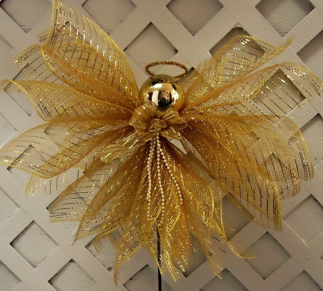 Mesh Angel On
  Shepherd Hook
   $22.50