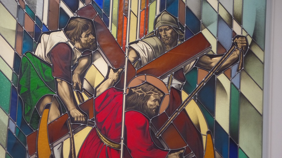 https://0201.nccdn.net/1_2/000/000/126/3ff/stain-glass-2731067_960_720.jpg