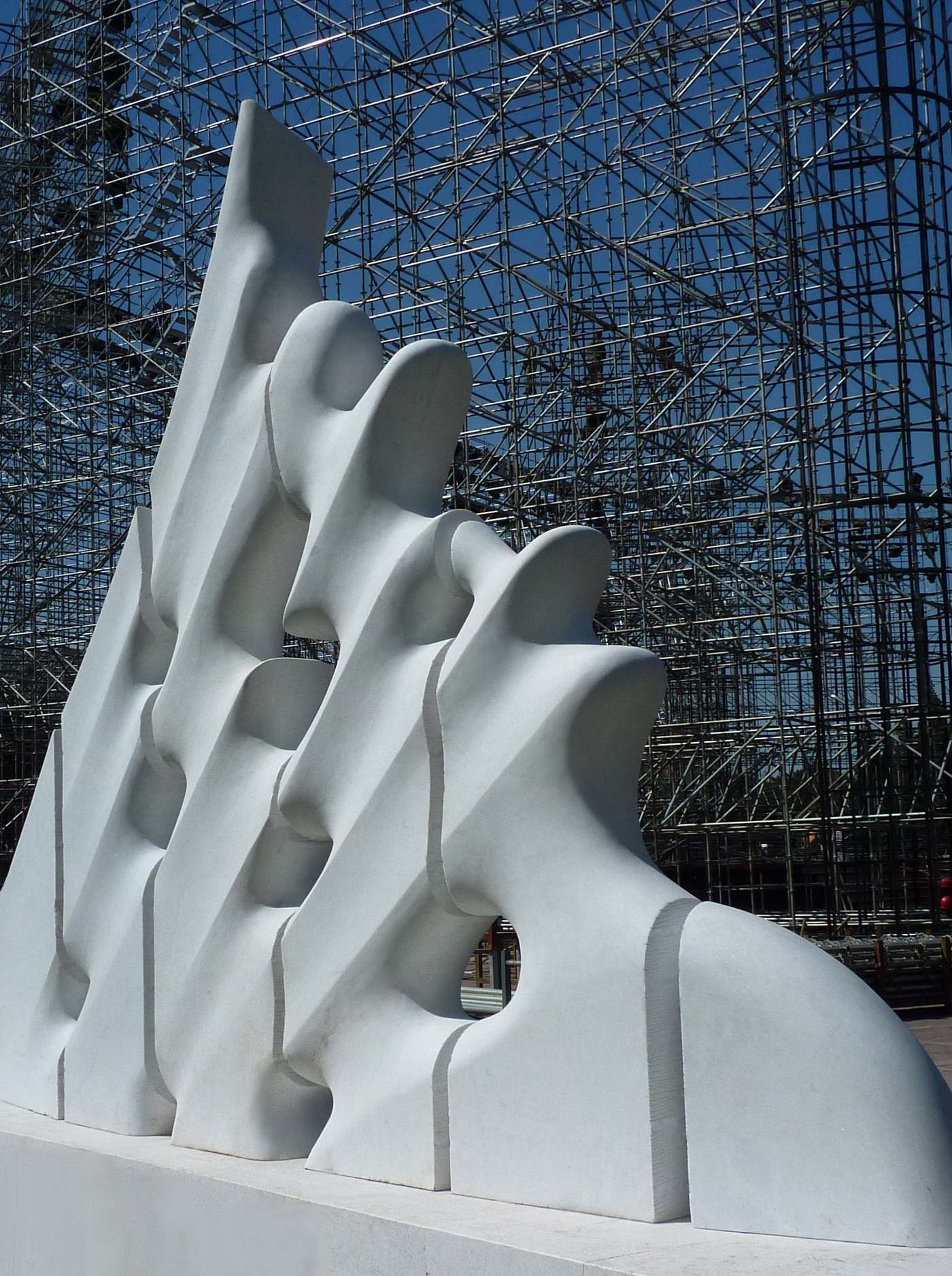 Voyager, marble, Tsinghua University, Beijing, China