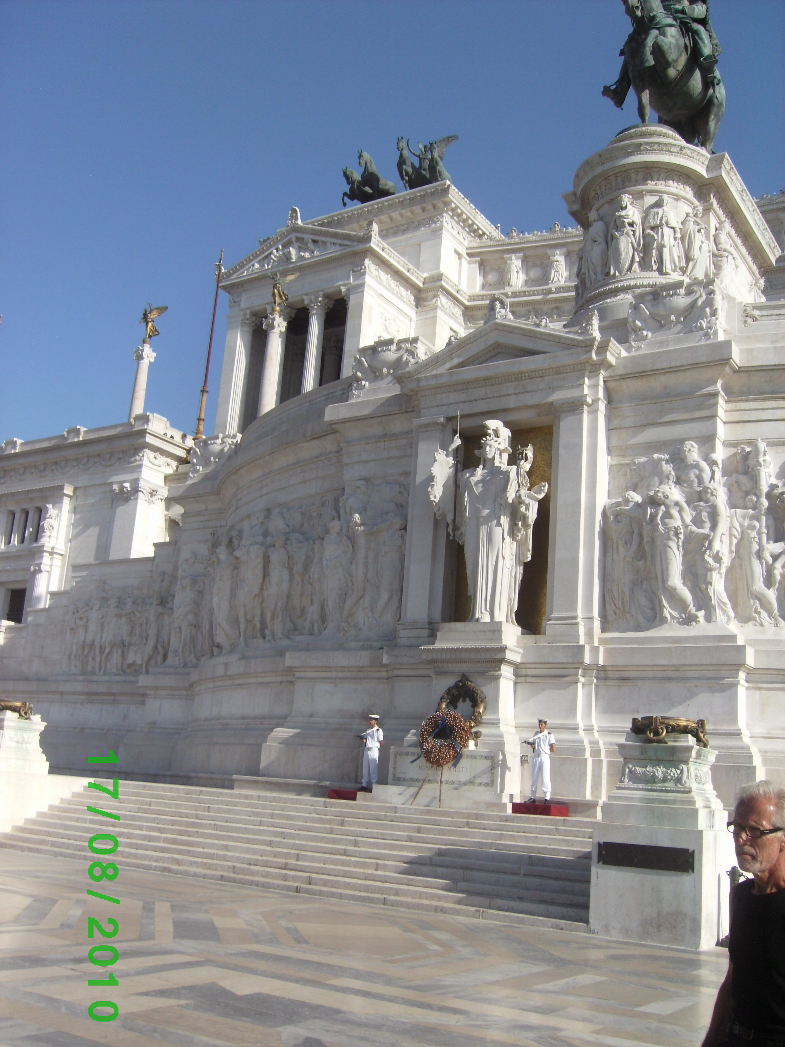 https://0201.nccdn.net/1_2/000/000/127/eed/P1070014-2736x3648.jpg