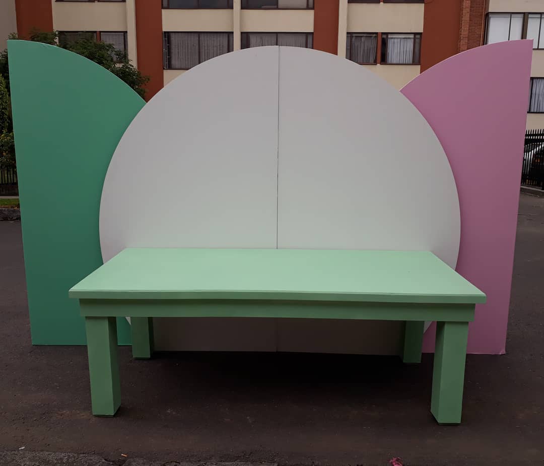 Diámetro 2.60m
Pared Circular $ 200.000
Cada una, IMAGEN REFERENCIAL
(2) PAREDES CIRCULARES
(SE ADAPTA AL COLOR QUE GUSTE)