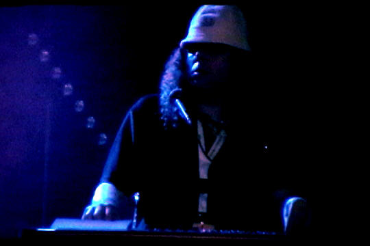 DAN FARROW EUROPE TOUR LIVE JAMES BROWN 3