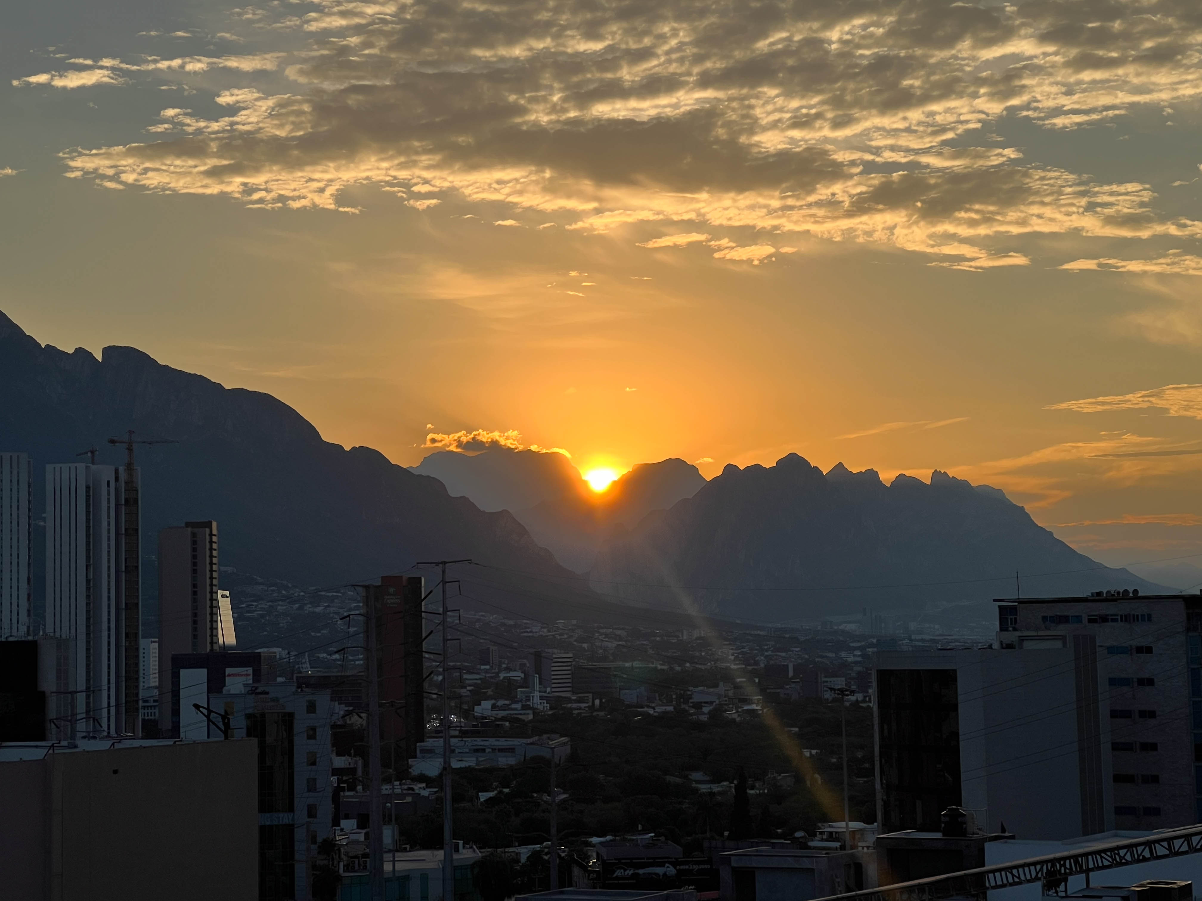 https://0201.nccdn.net/1_2/000/000/12a/460/monterrey---lubbock-order-30.jpg