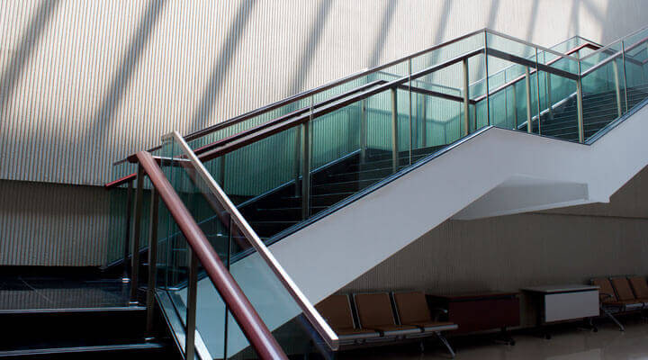 Cancelería de Vidrio y Aluminio  - BARANDALES