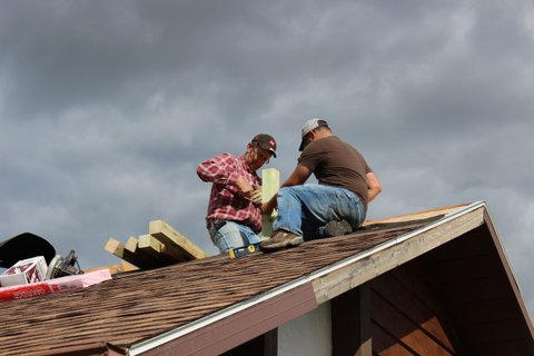 Bro Barry & Bro David, building the steeple