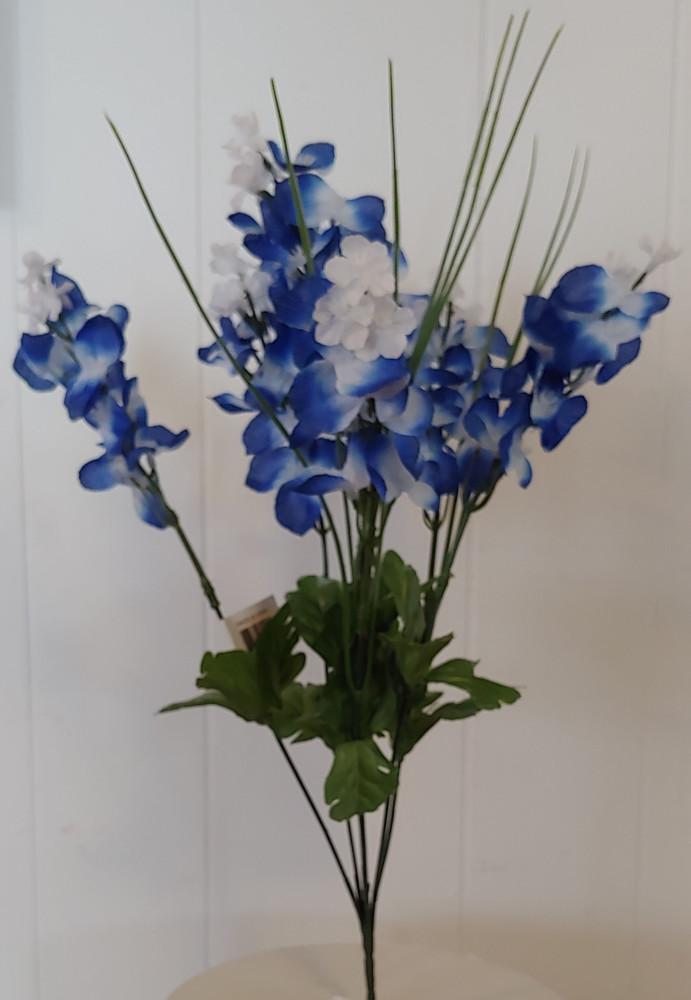 Bluebonnet Bush - Item # 2418170. SOLD OUT
17.5" tall. 7 Stems. Packed 24. 