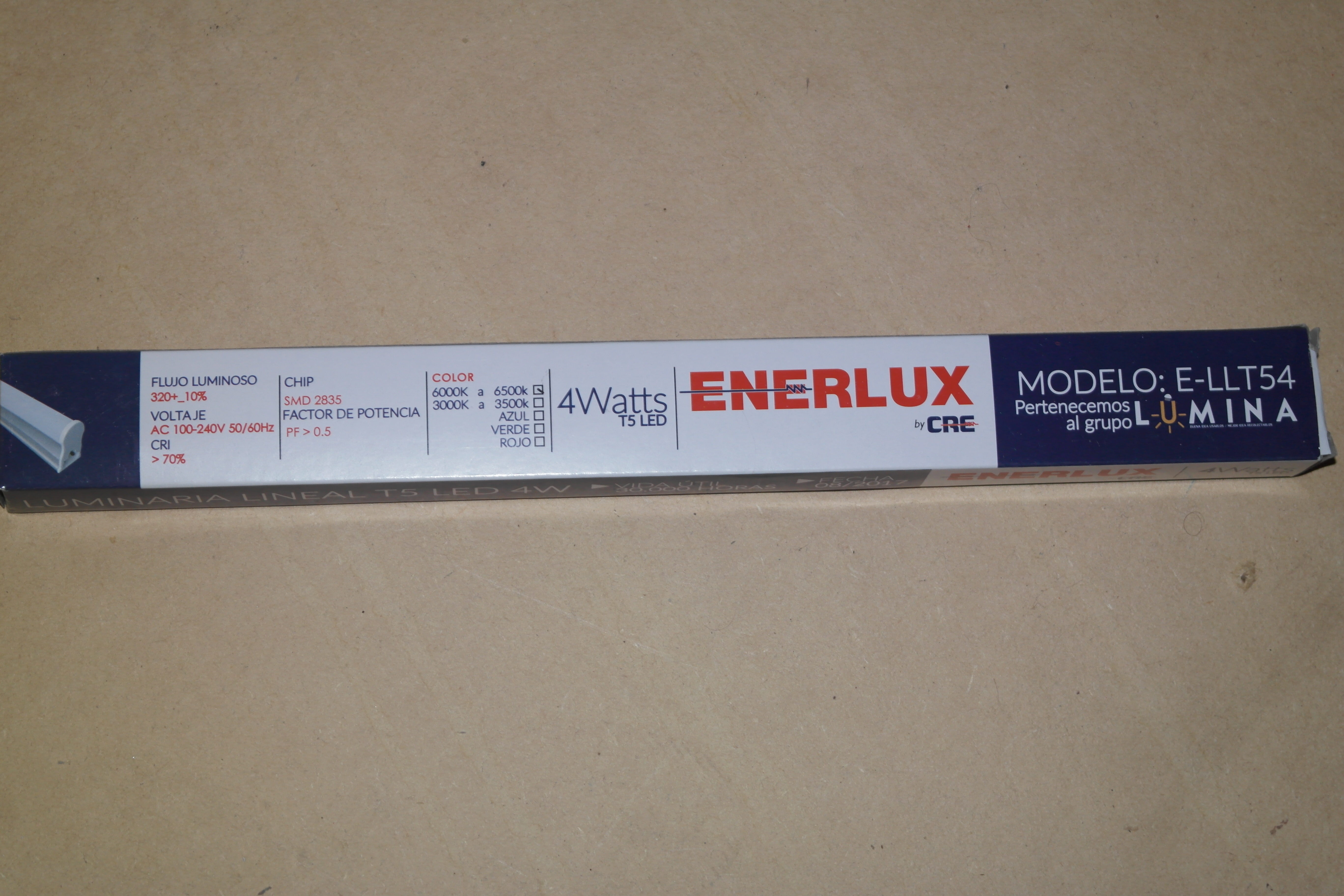 Lámpara LED T5/4W-120V 30cm 
6500K Cod 15322/ Azul Cod15323  / 
Verde Cod- 15324