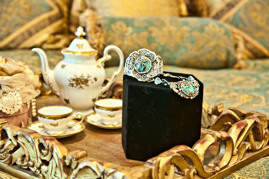 Fashionable Necklace and Bracelet||||