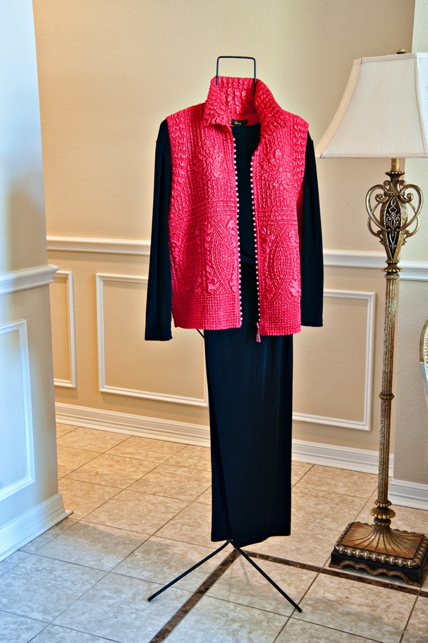 Red Knitted Vest||||