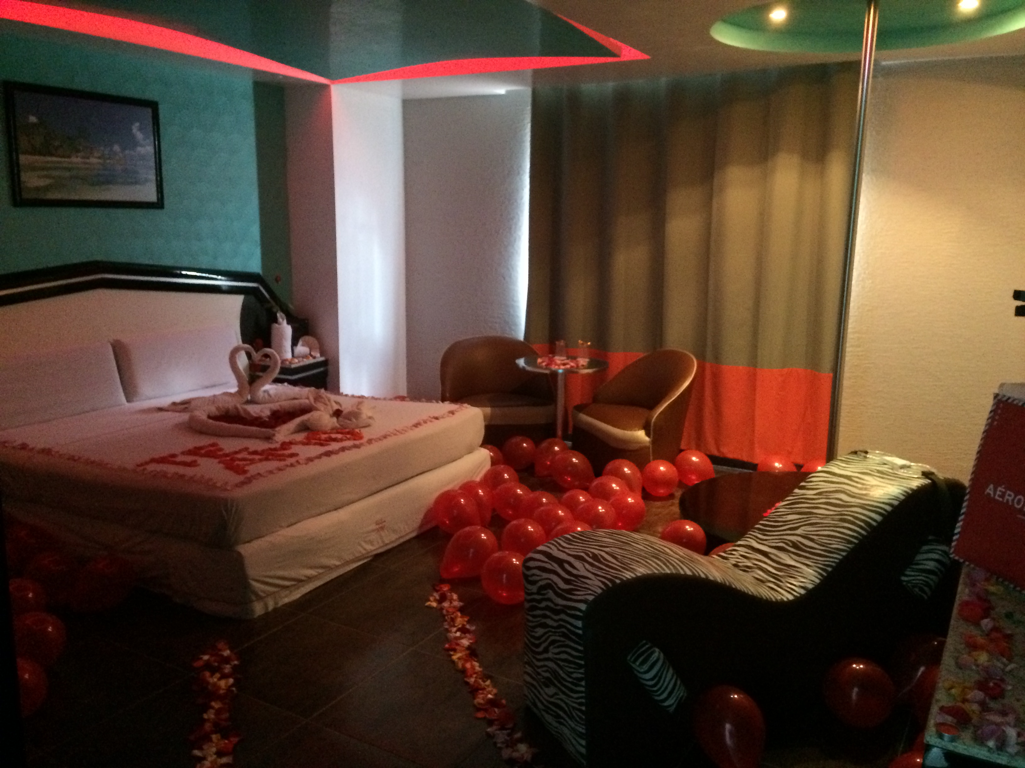 Suite Alberca con Cascada 