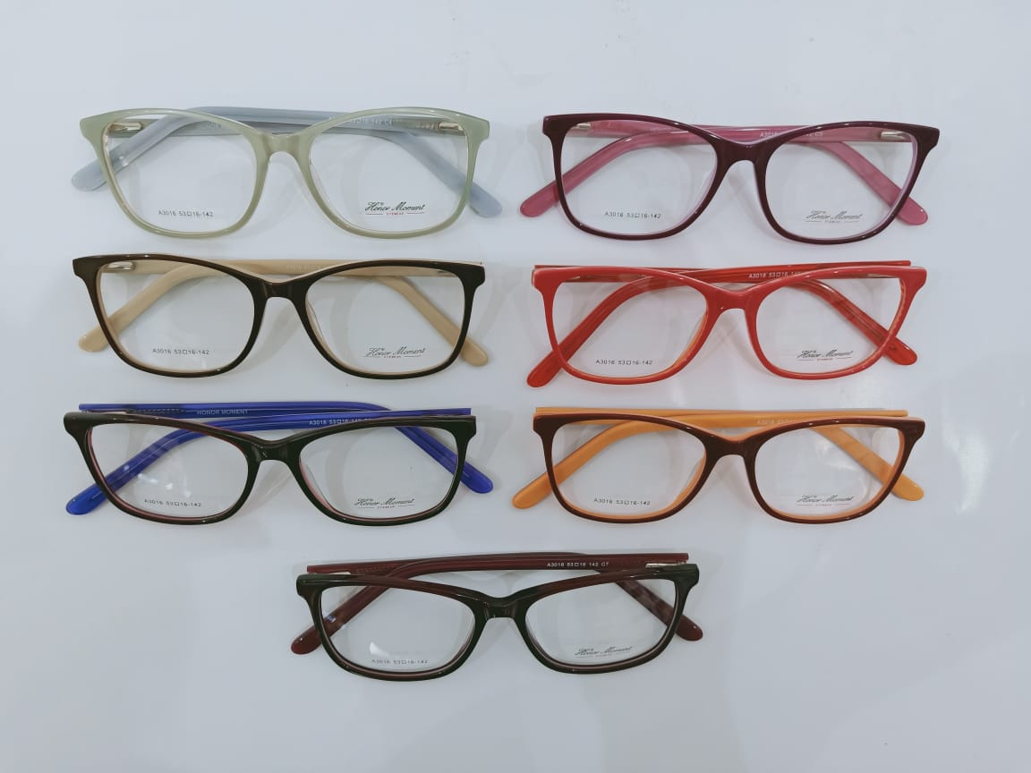 Modelo: A3016
Colores: Rojo, Naranja, Negro, Cafe, Azul