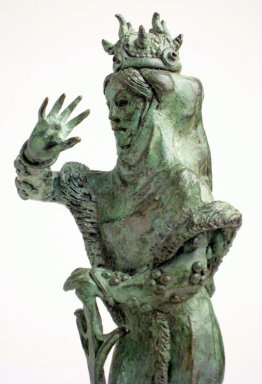 While Queen Detail (chess piece)
Artist: Bill Girard, Royal Oak, MI
Formerly collection of Allen Abramson
Photo courtesy of Ken Weikal, Farmington Hills, MI. 