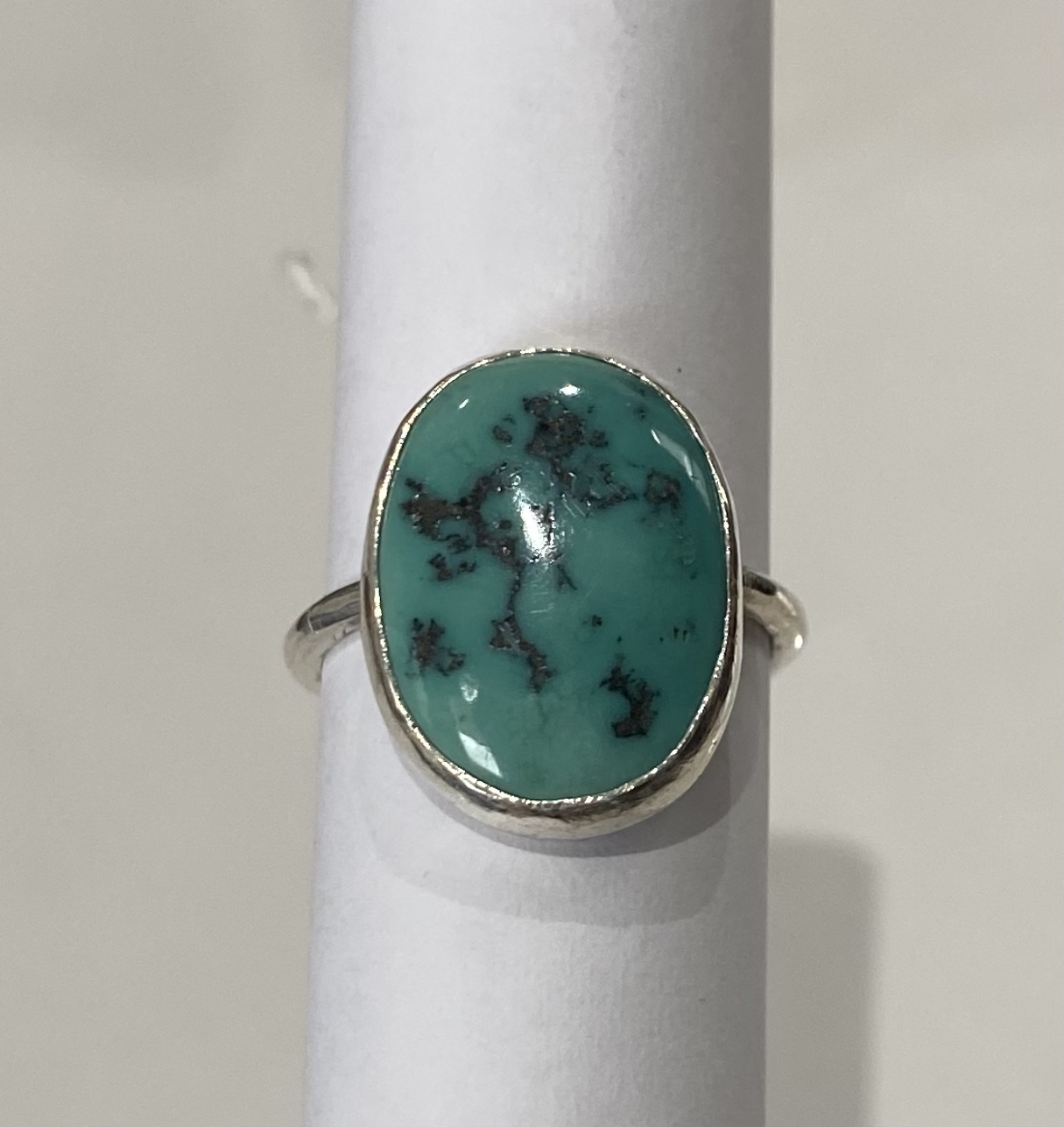 Oval Turquoise Ring EM124
Sterling Silver
Size 6.5
$6 0