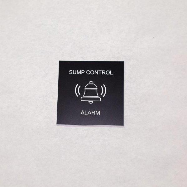 https://0201.nccdn.net/1_2/000/000/12f/bca/plastic-nameplates-6-600x600.jpg