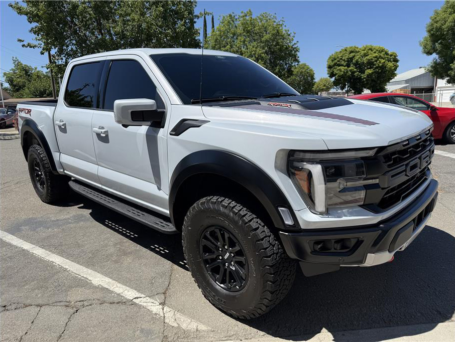2025 Ford F150 SuperCrew Cab from 33 Auto Sales
Miles: 14,862
Drive: 4WD
Trans: Automatic, 10-Spd w/SelectShift
Engine: V6, EcoBoost, HO, Twin Turbo, 3.5 Liter
Stock: 1703
VIN: 1FTFW1RG5SFA42226