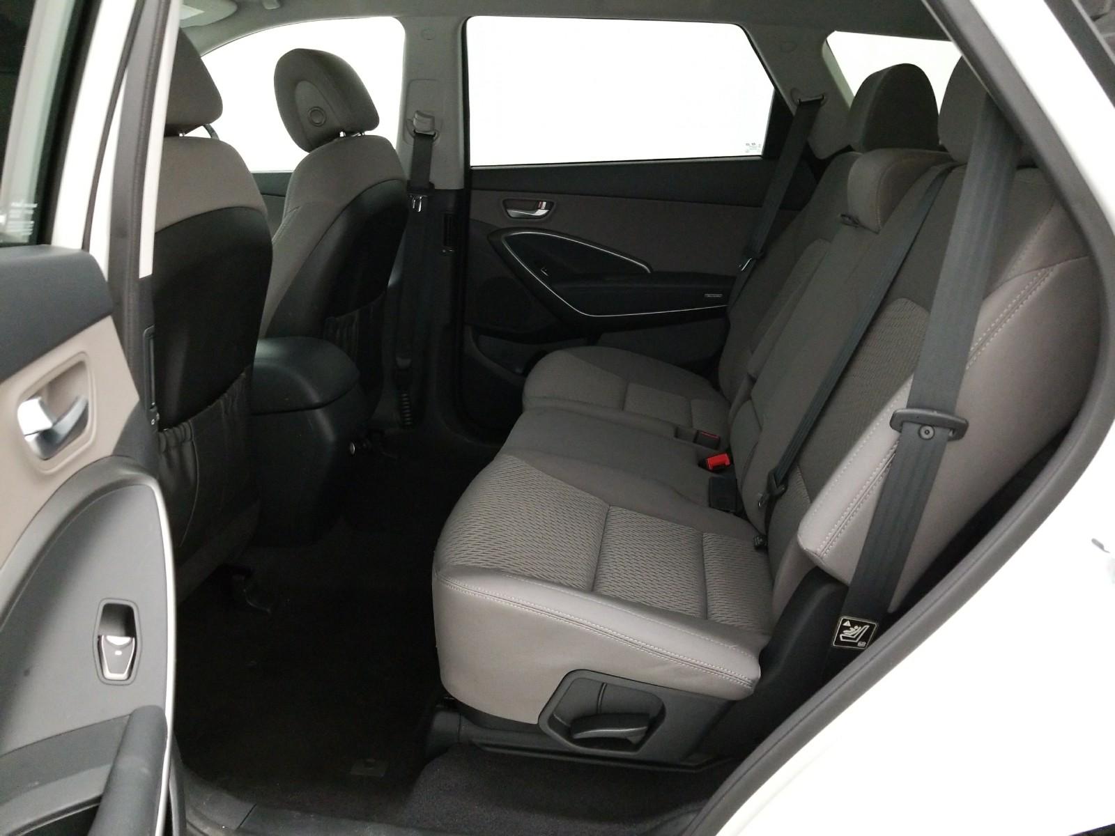 INTERIORREAR