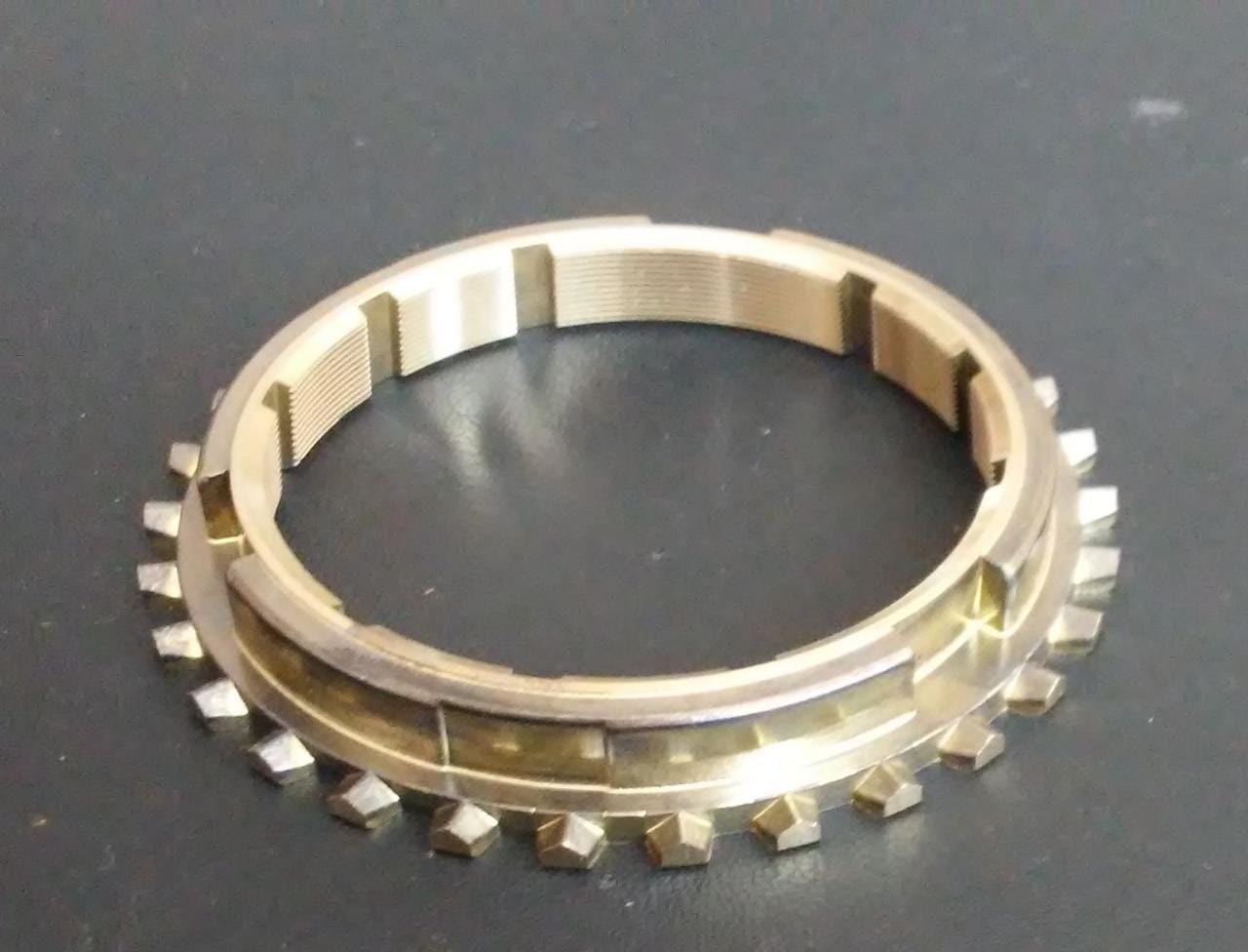 URBAN 
BRONCE 
(D21)  5TA 
$150