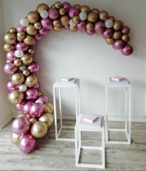 Mesa Cubo Hueca
Mediana 1,02 M Altura .41x41cm
$50.000
Mesa Cubo Hueca Pequeña
58 CM Altura.41x41cm
$50.000