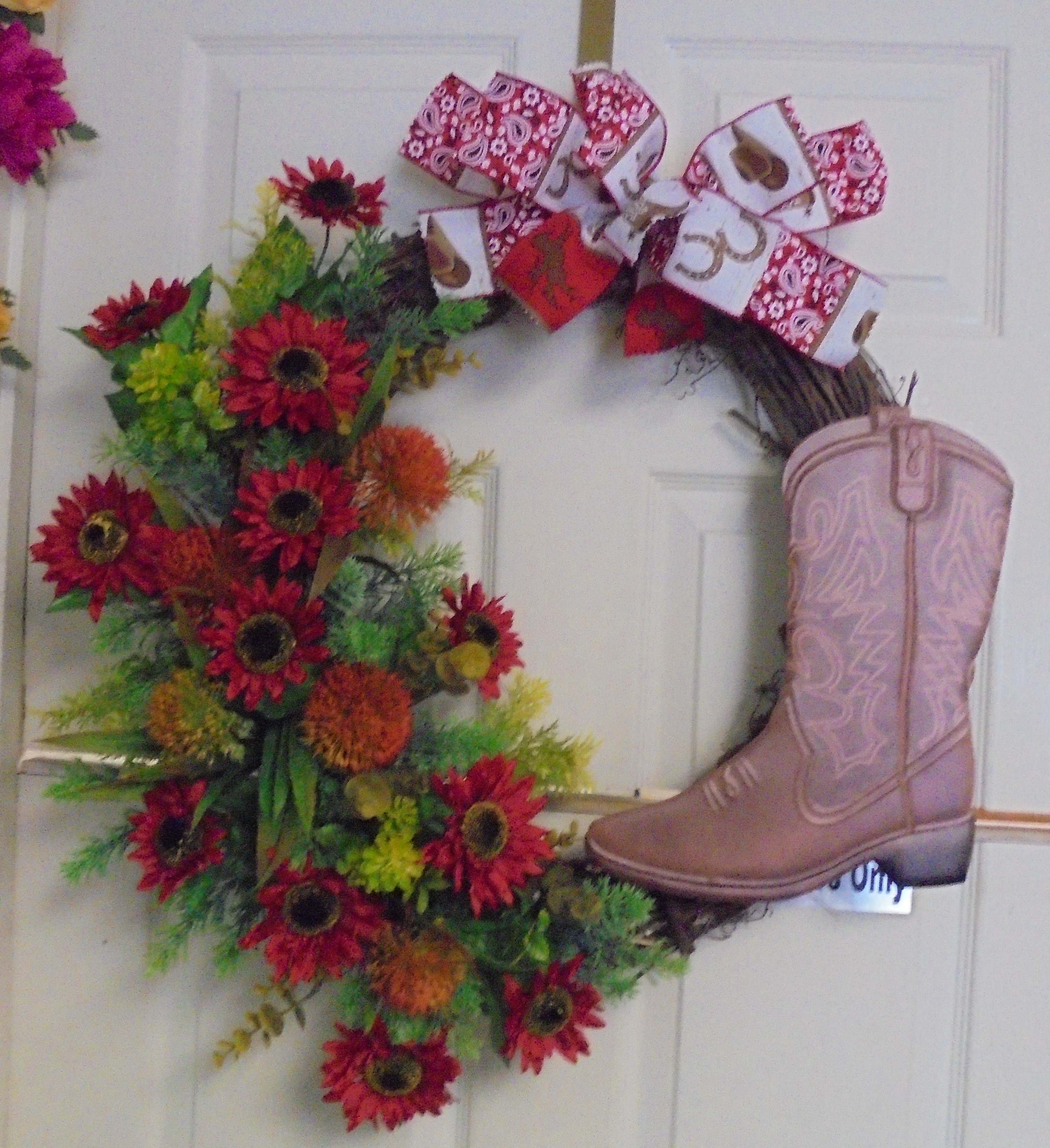 (SORRY OUT OF STOCK!!)
(4B)     "Western" Wreath
W/ Boot
$70.00