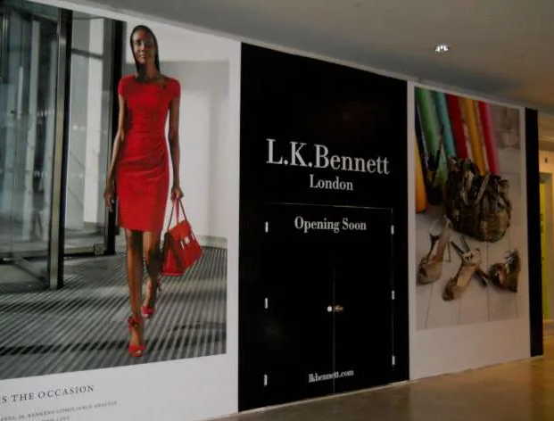 LK. BENNETT
Barricade Vinyls