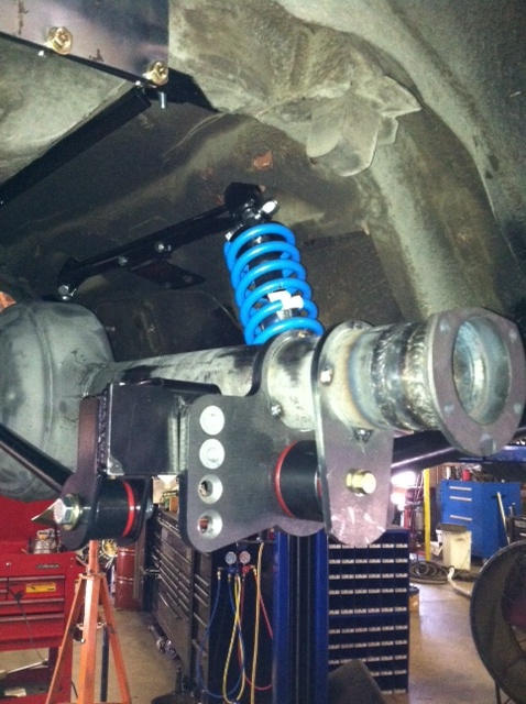 Rear end suspension RRS 3 link installed