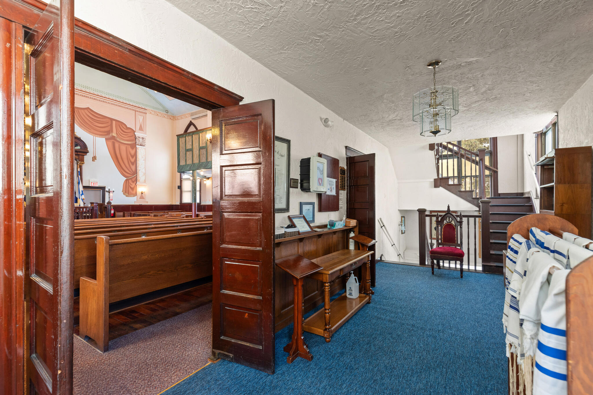 https://0201.nccdn.net/1_2/000/000/133/58b/0-park-st-peabody-ma-01960-usa-034-014-25-office2-mls_size.jpg