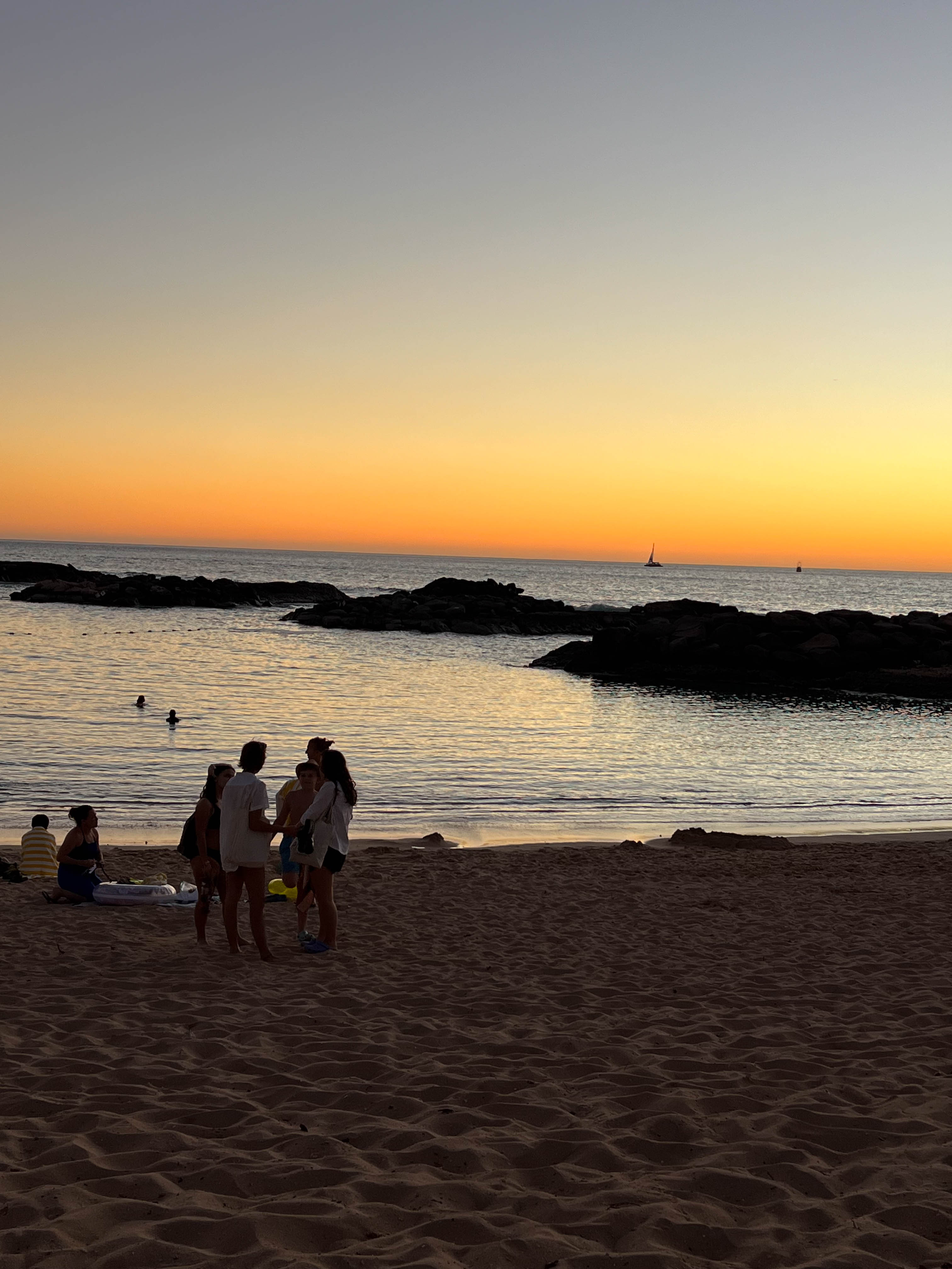 https://0201.nccdn.net/1_2/000/000/134/046/hawaii-order-36.jpg