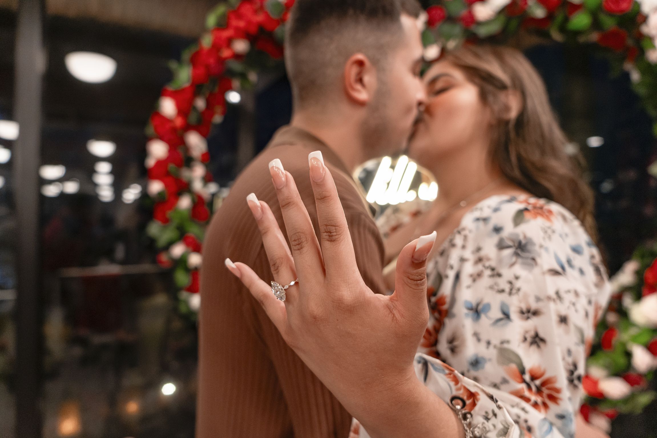 https://0201.nccdn.net/1_2/000/000/135/0a5/contratar-foto%CC%81grafo-de-pedida-en-cancu%CC%81n-luxury-engagement-ph.jpg