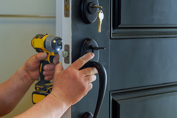 Professional locksmith