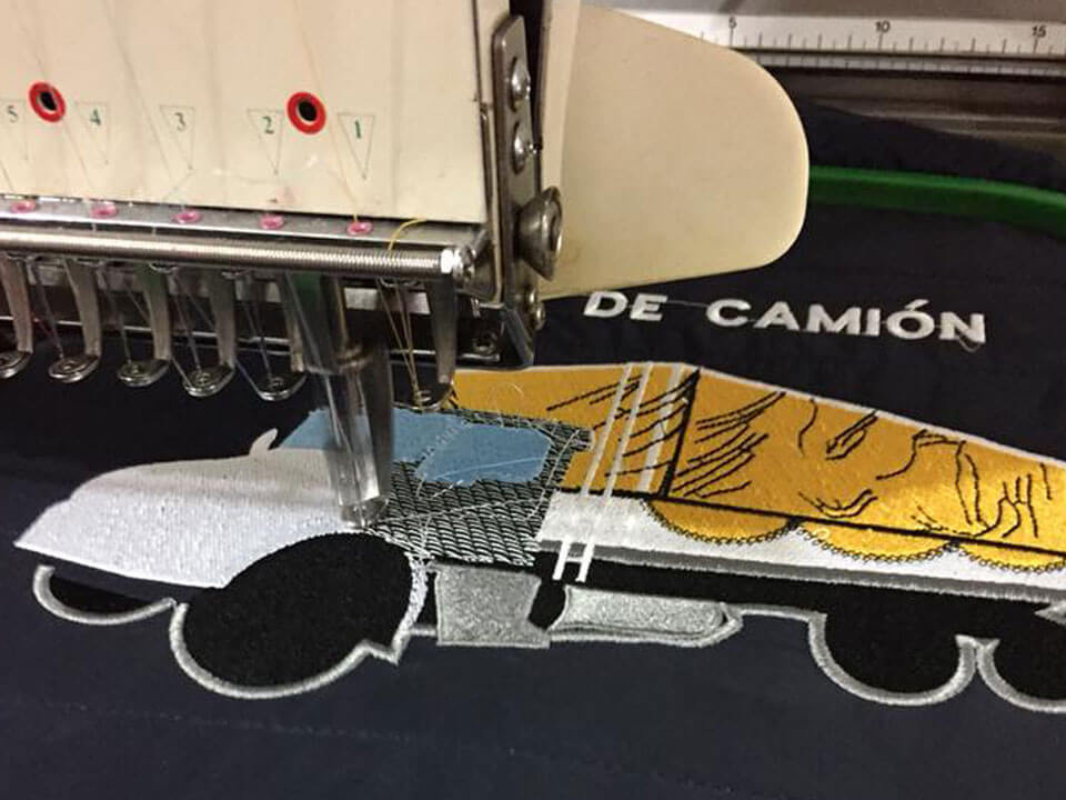 Puntada Digital   "Bordados y Uniformes" - Uniformes Empresariales