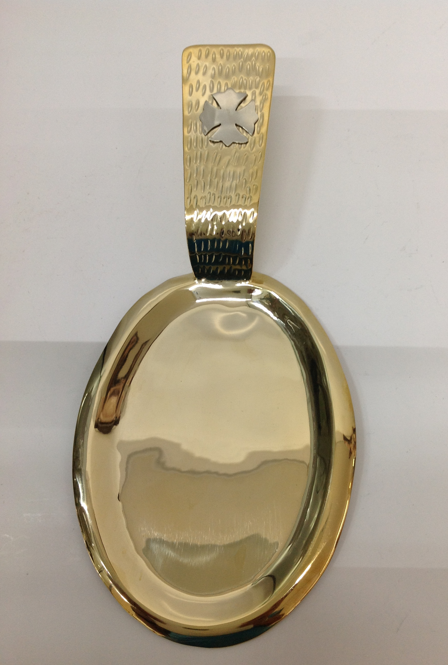 PLATILLO DE COMUNIÓN DE LATÓN