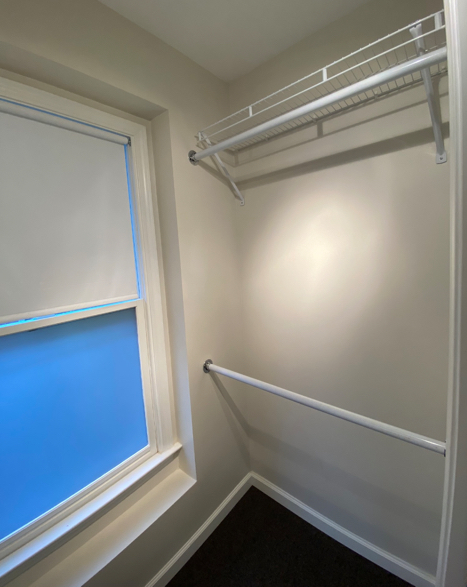 https://0201.nccdn.net/1_2/000/000/13b/600/closet-1.jpg