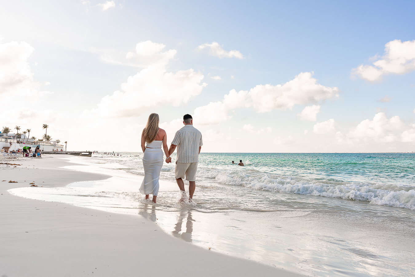 https://0201.nccdn.net/1_2/000/000/13b/9a1/romantic-proposal-in-cancun-riu-cancun-allinclusive130.jpg.jpg