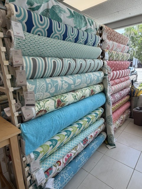 https://0201.nccdn.net/1_2/000/000/13b/a7e/showroom3.jpg