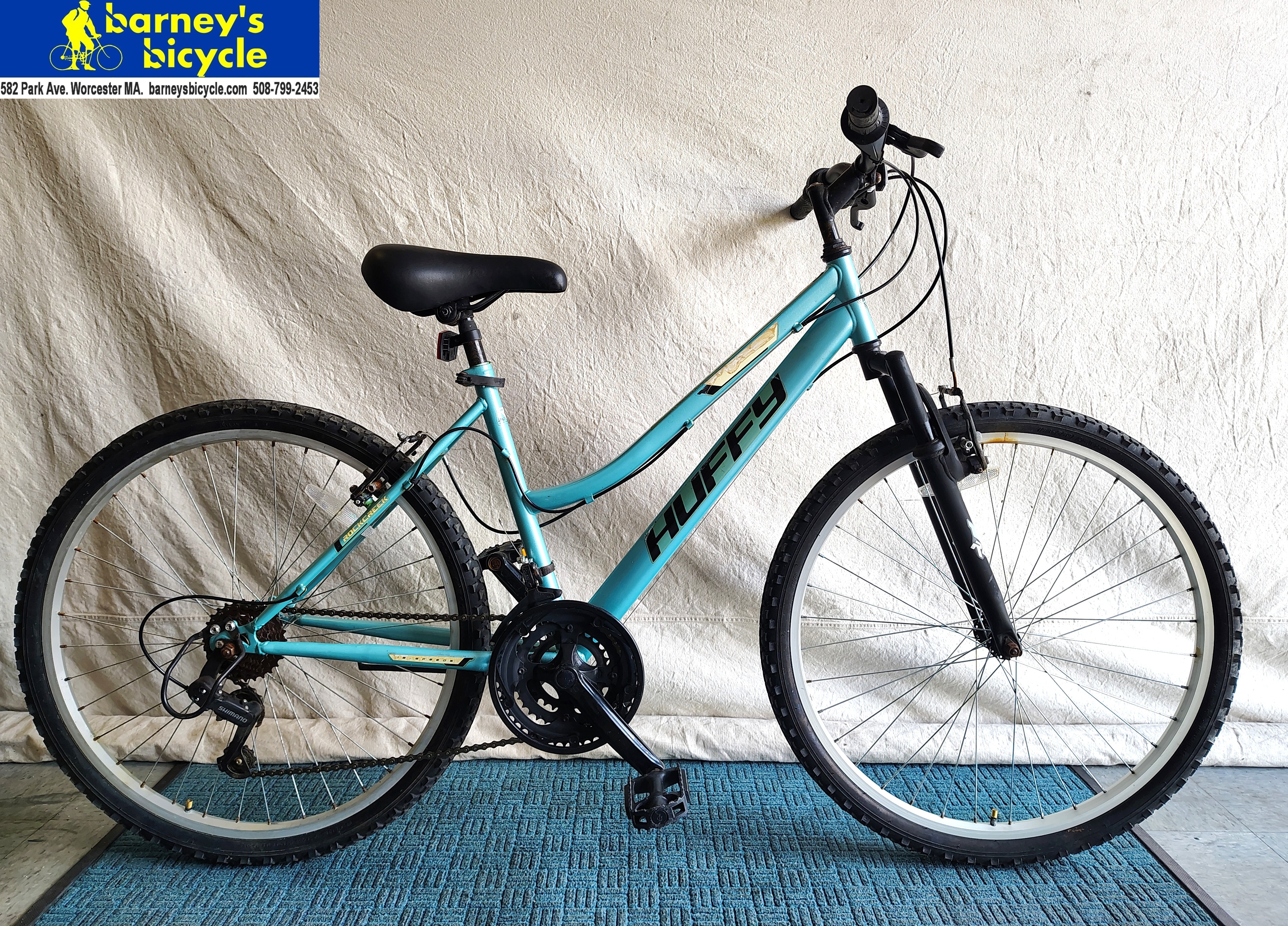 Huffy Rock Creek ST
Frame Size: 16" SM/ Rider Height: 5'4-5'7
$149.00 