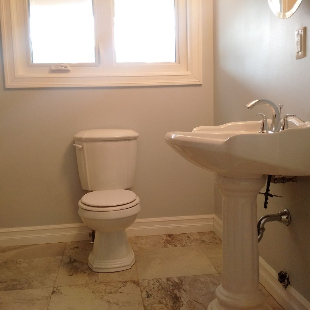 Guest Bathroom
photo 1