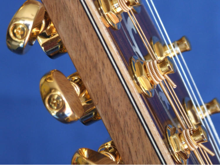 peghead bound to match body bindings option