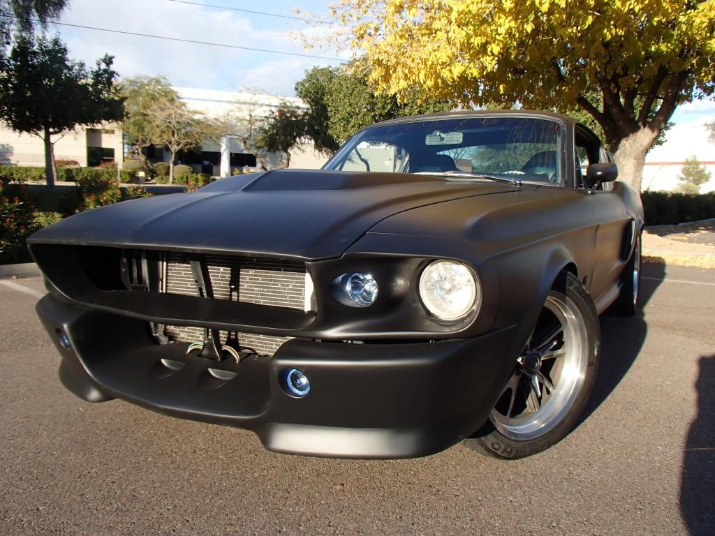 Huge gap on the front nose!