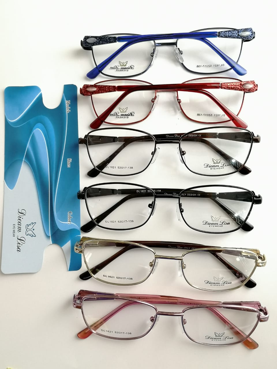 Modelo: DL1621
Colores: Vino, Azul, Cafe, Rosa, Negro y Cafe con Dorado