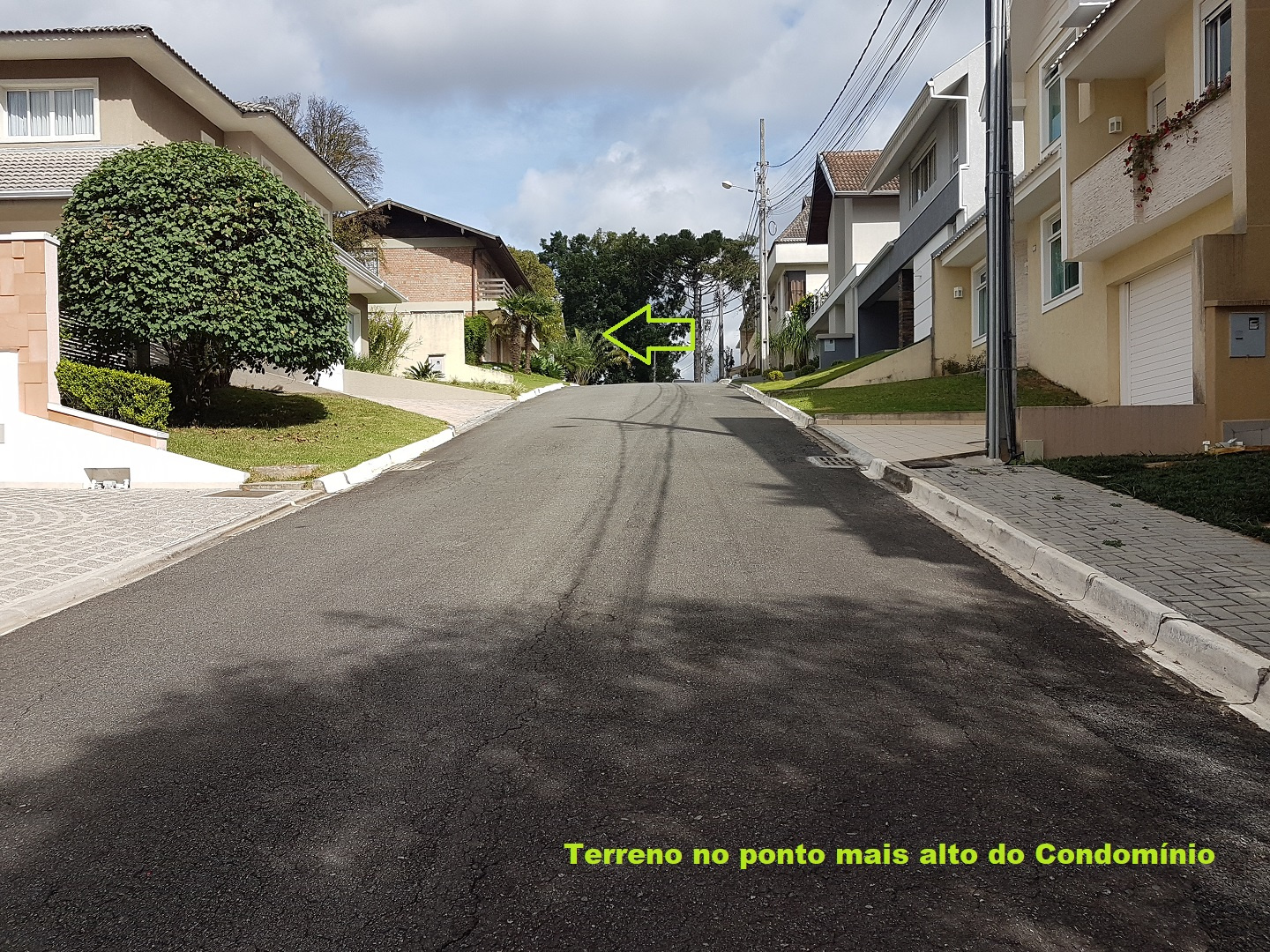 Rua interna do Condomínio