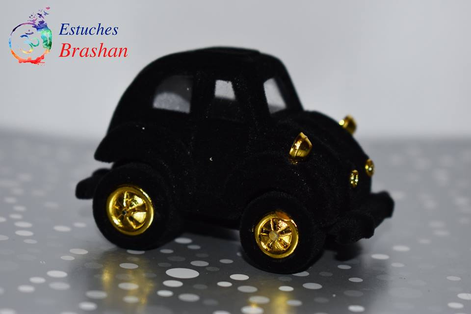 Estuches de terciopelo con forma de carrito en diferentes colores