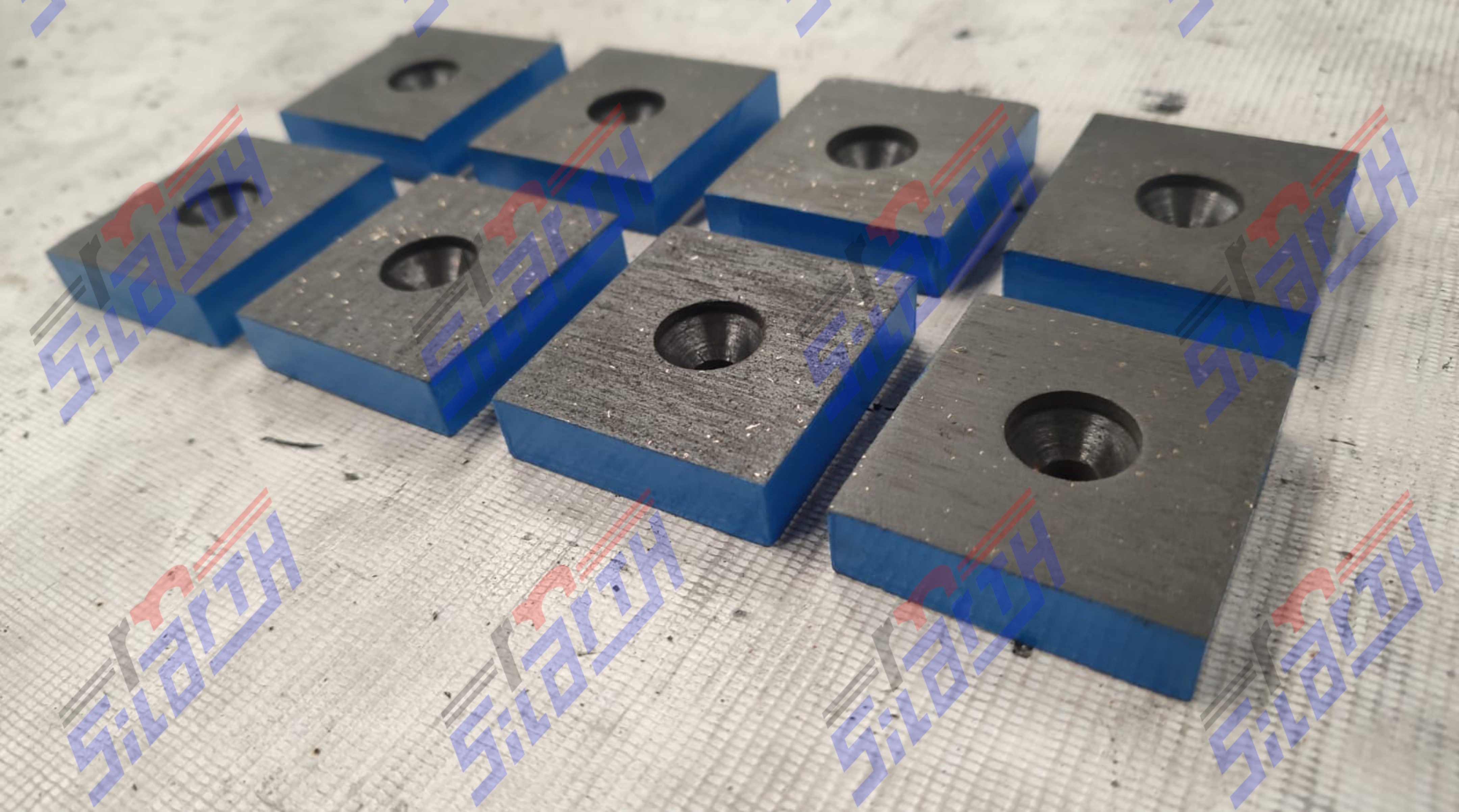 TACÓN RECTANGULAR CON GUÍA CENTRAL 3/8
