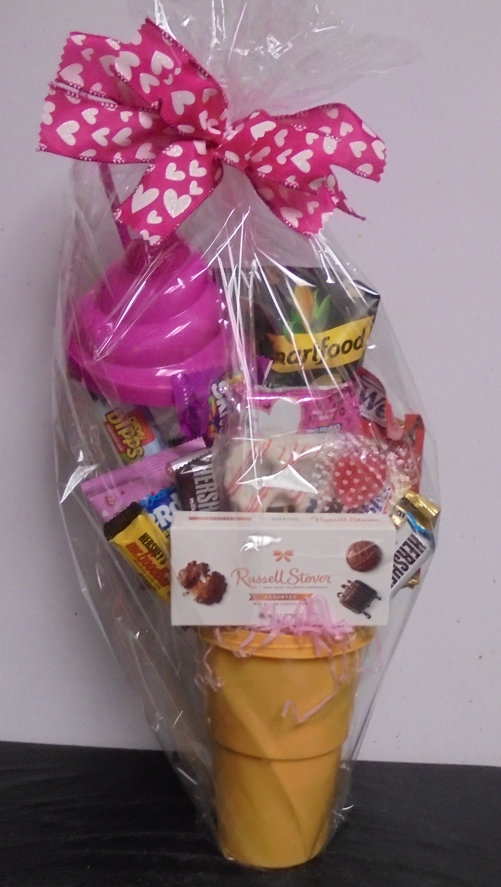 (10) "Ice Cream Cup"
Candy Bouquet
$35.00
