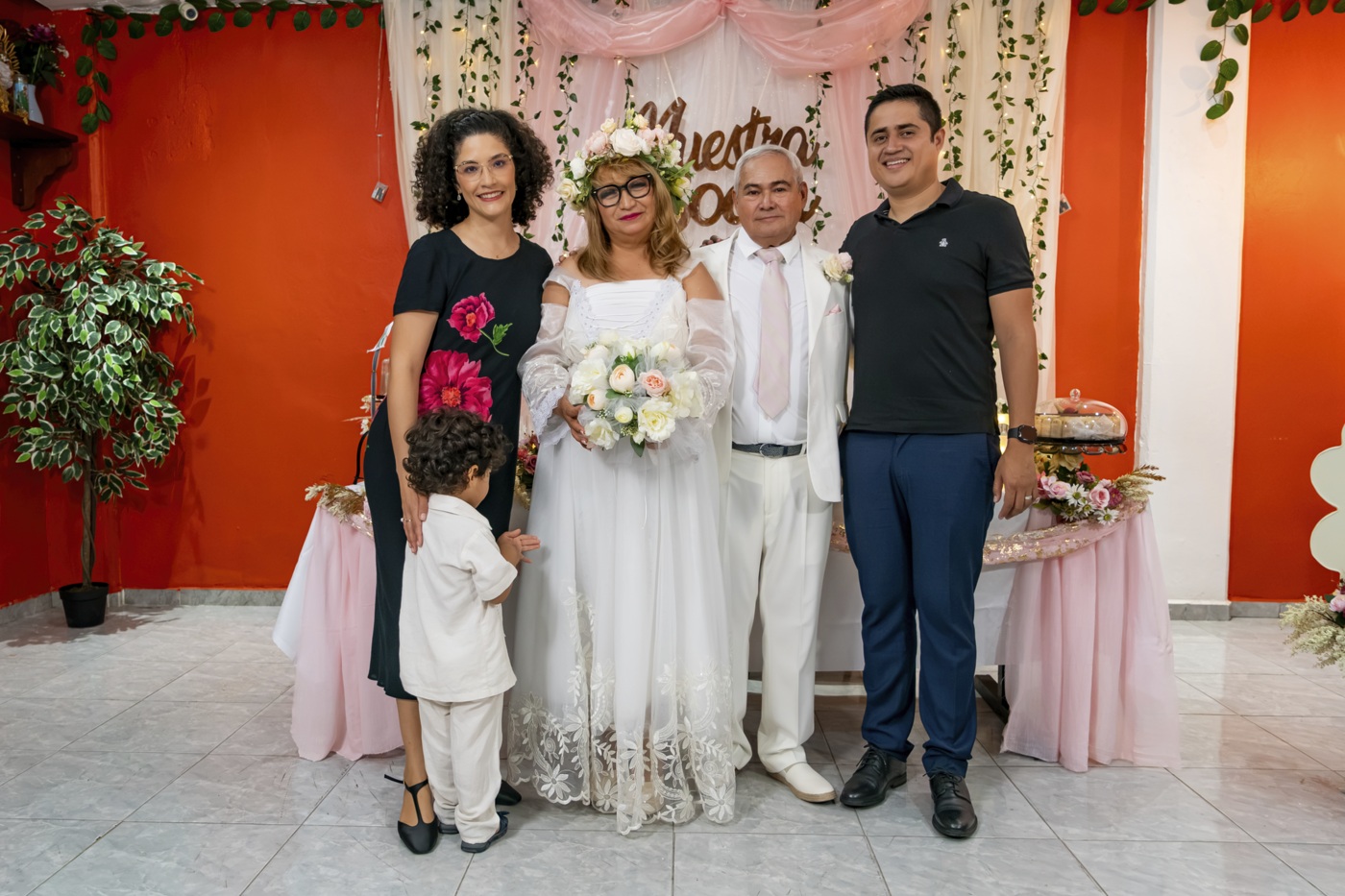 https://0201.nccdn.net/1_2/000/000/140/dbe/e-d-124.jpg