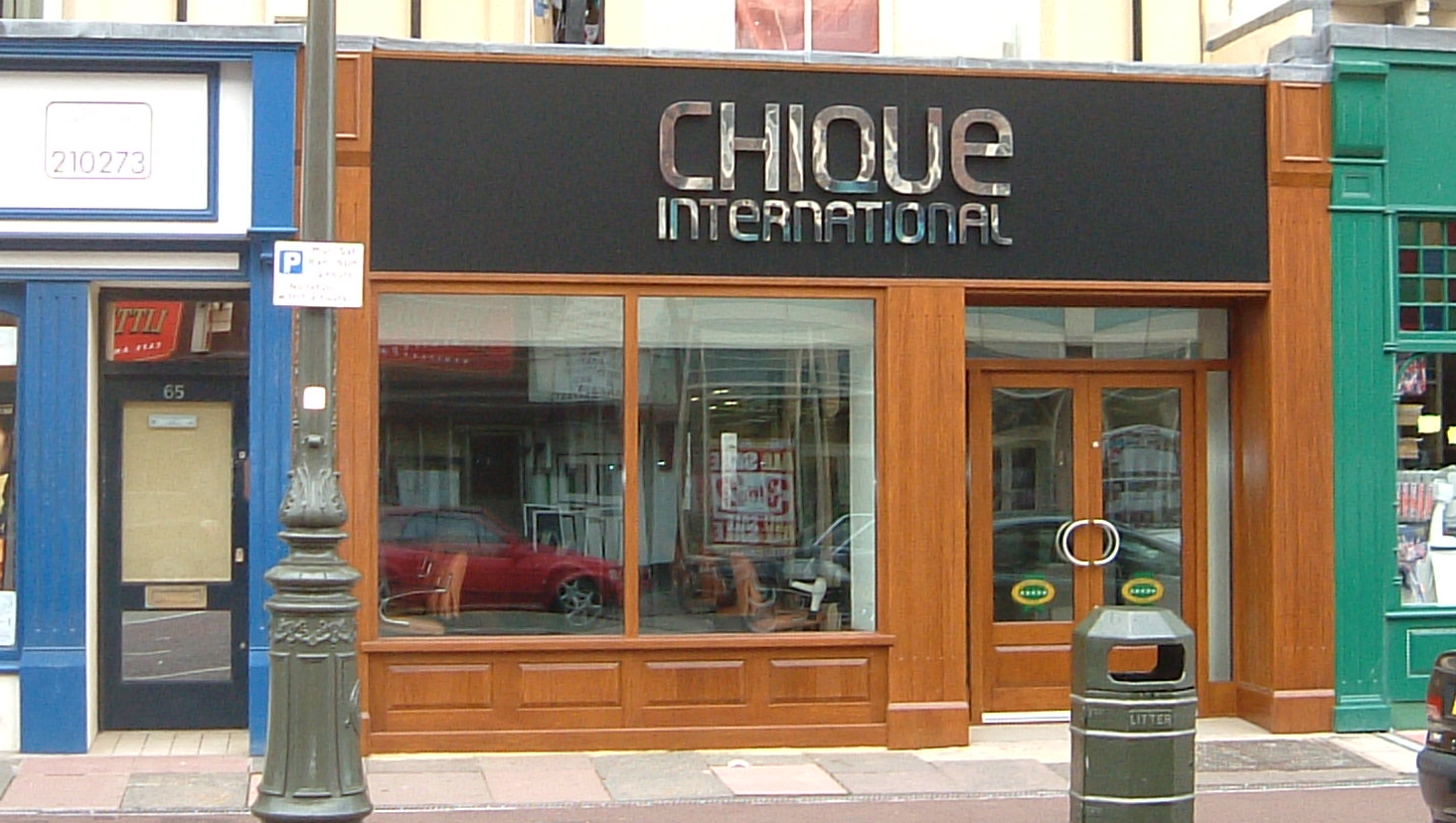 yellow and black marker pen on brown wooden table