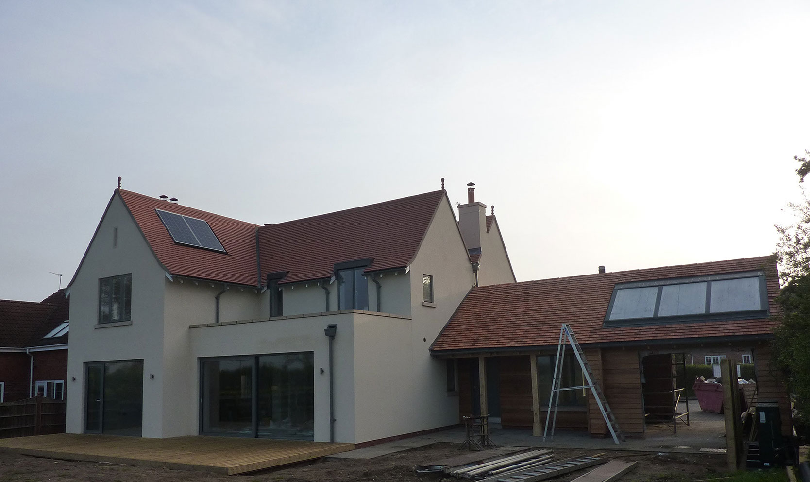 https://0201.nccdn.net/1_2/000/000/141/4c7/1078-glenside_exterior_rear_crop_2x.jpg