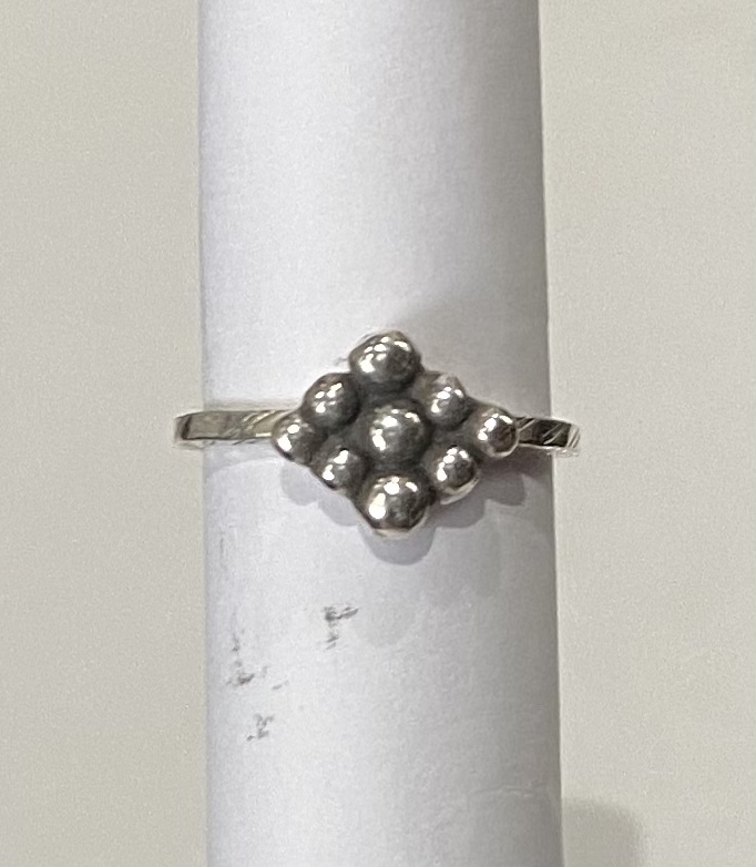 Cluster PMC Ring
Sterling Silver
Size 6.5
$30.