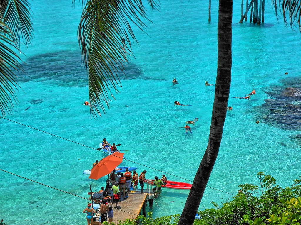 CRISTALINAS AGUAS TE ESPERAN