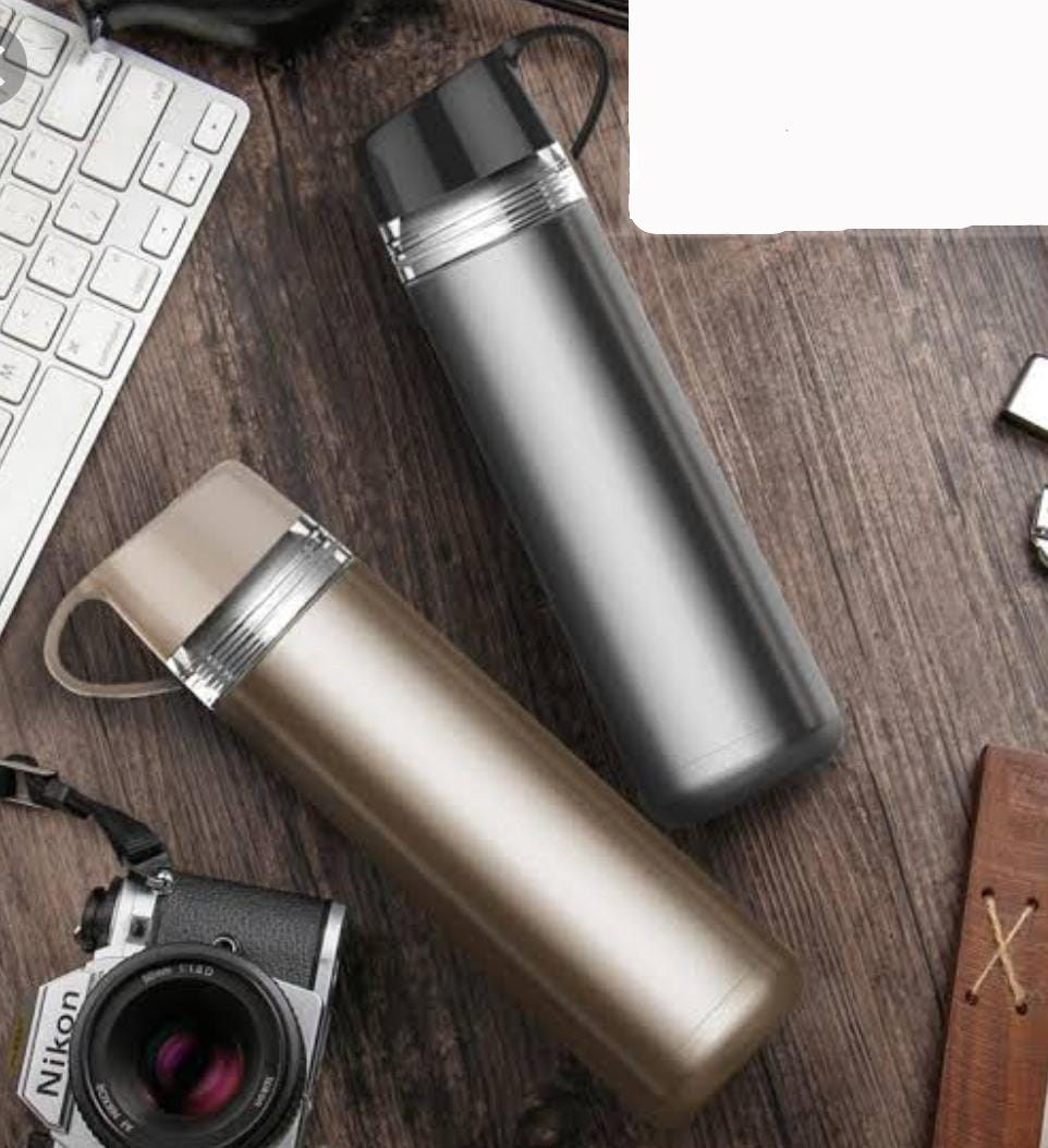 X-8023
TERMO CON TAPA DE TAZA
CAPACIDAD DE 500 ml