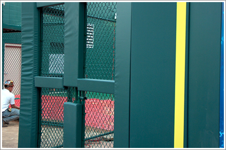 Wall padding fence||||